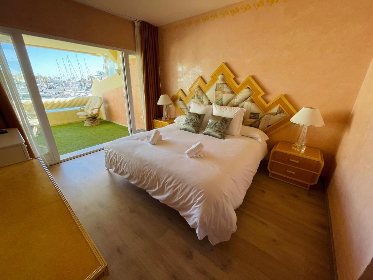 G&G Isla Poniente Puerto Marina Apartment Benalmadena Exterior photo
