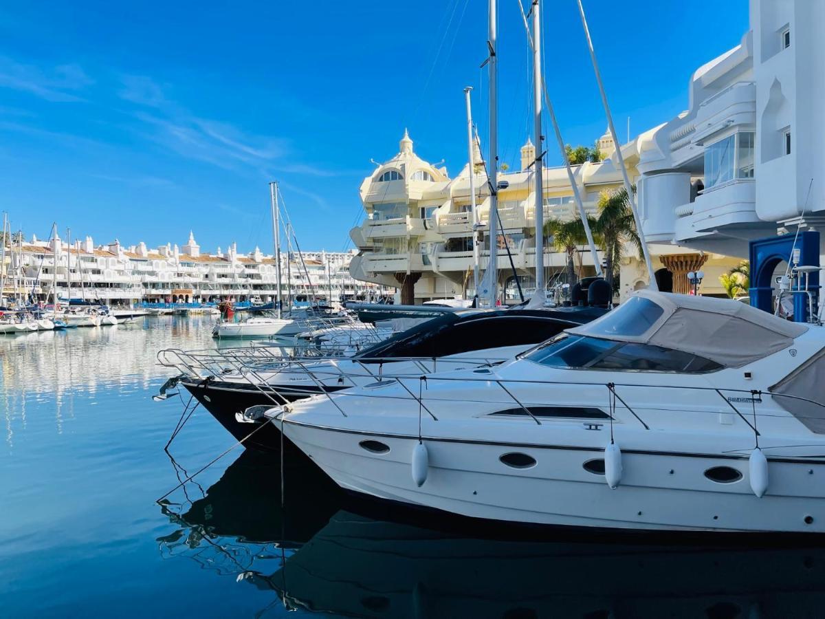 G&G Isla Poniente Puerto Marina Apartment Benalmadena Exterior photo